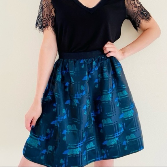 J. Crew Dresses & Skirts - J. Crew Plaid Jacquard Holiday Metallic A line Skirt size 0